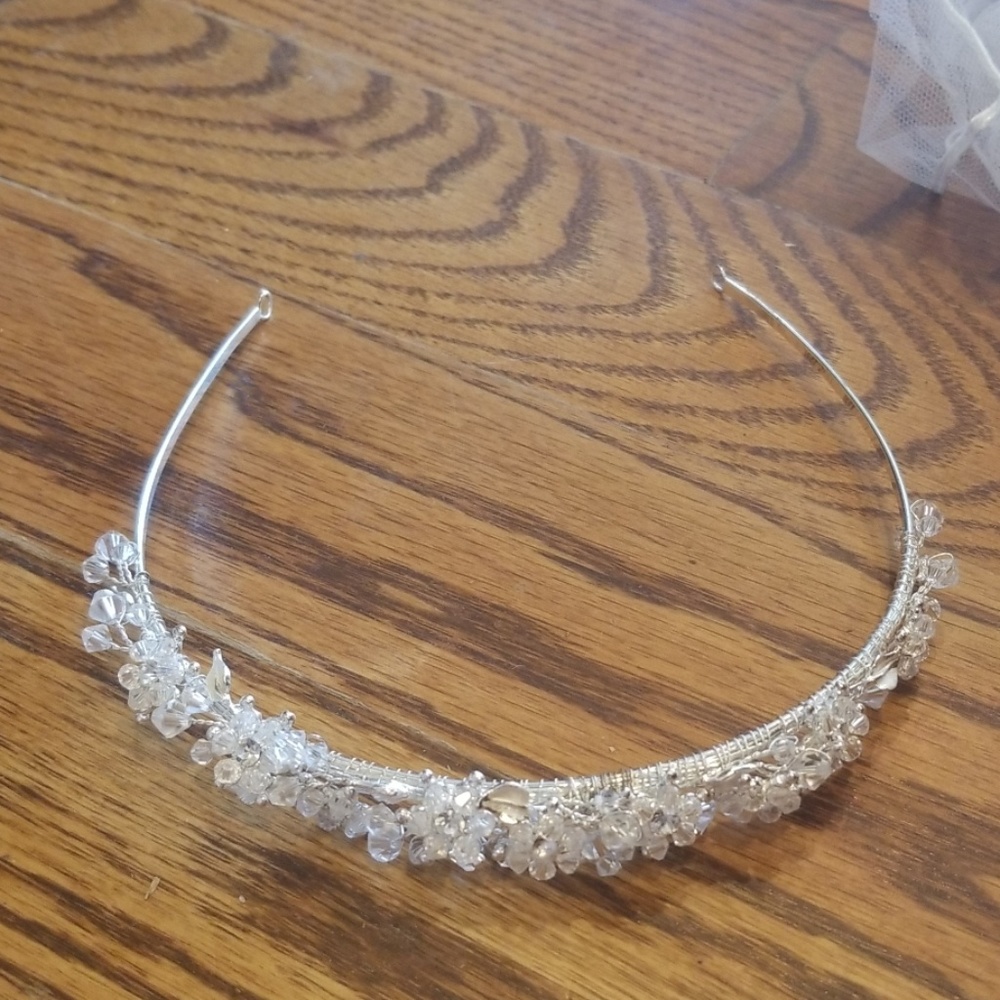Stunning Silver metal leaf tiara and veil